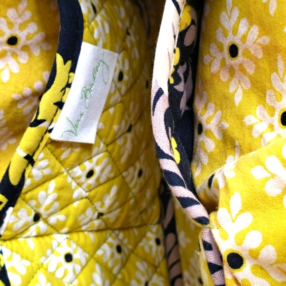 Vera Bradley Tote Bag Purse - Black Gray White Green Floral Baroque - Picture 11 of 16